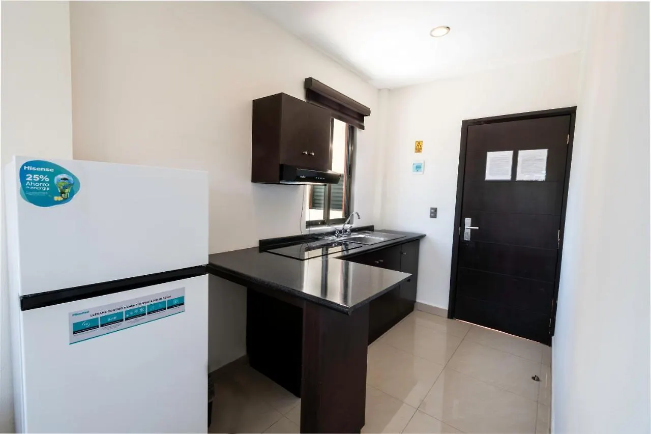 פלאייה דל כרמן Hotel Ambra