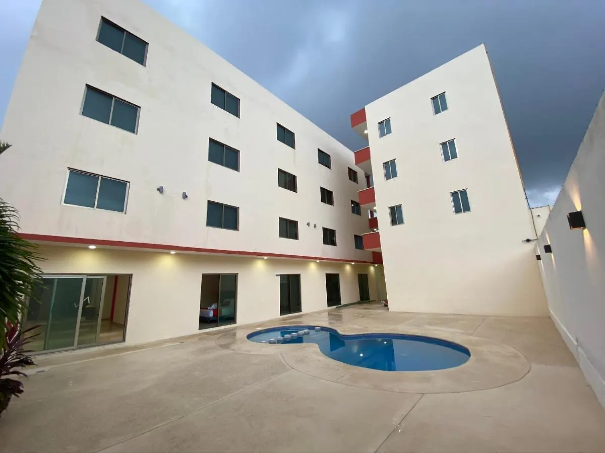 פלאייה דל כרמן Hotel Ambra